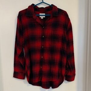 American Eagle Red and Black Plaid Shirt